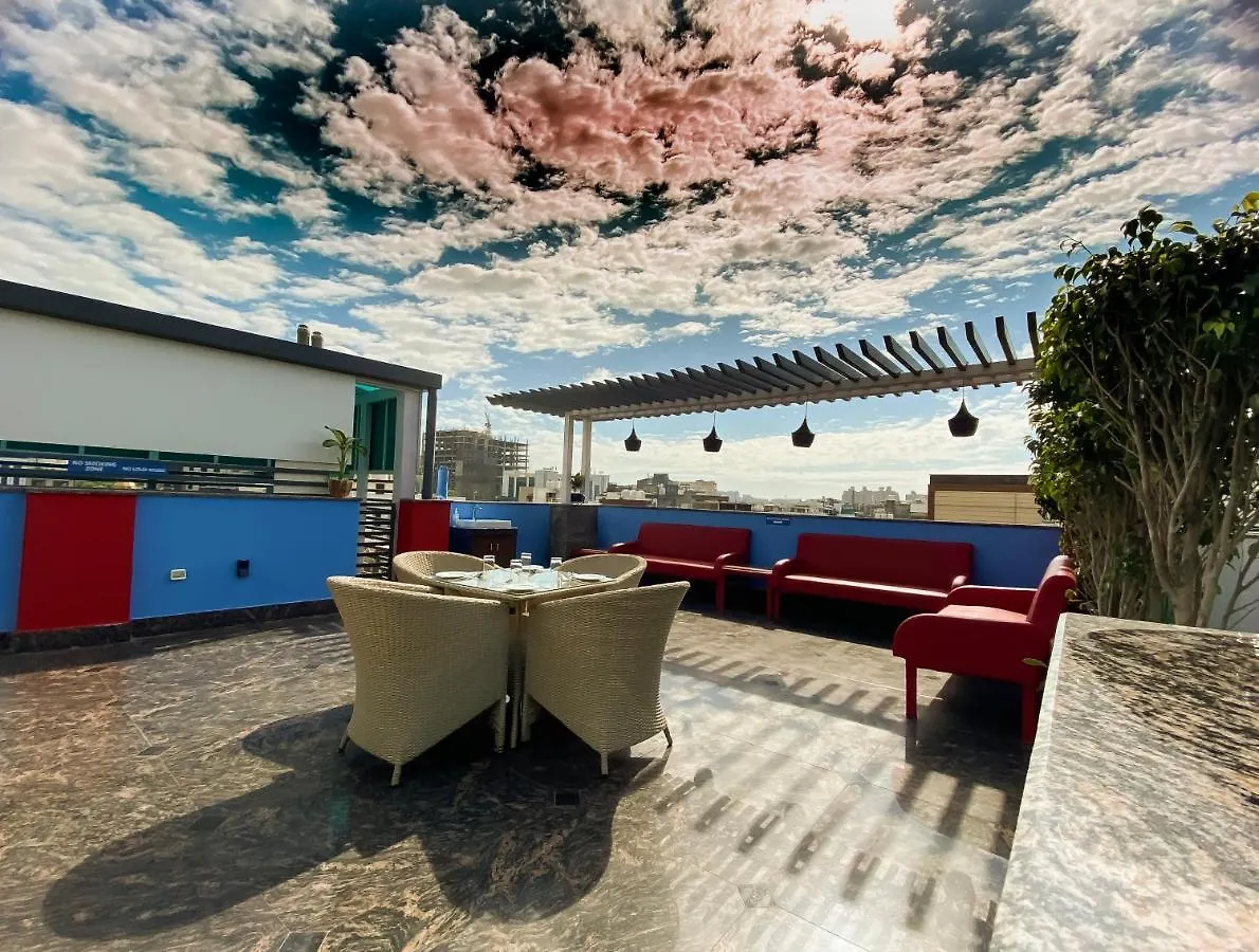 Ξενοδοχείο Sky Suites Γκουργκάον