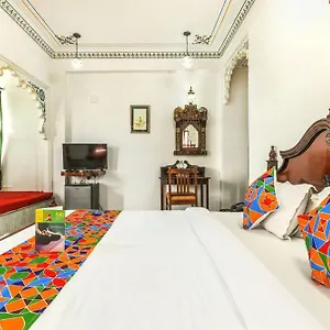 Hotel Pichola Haveli