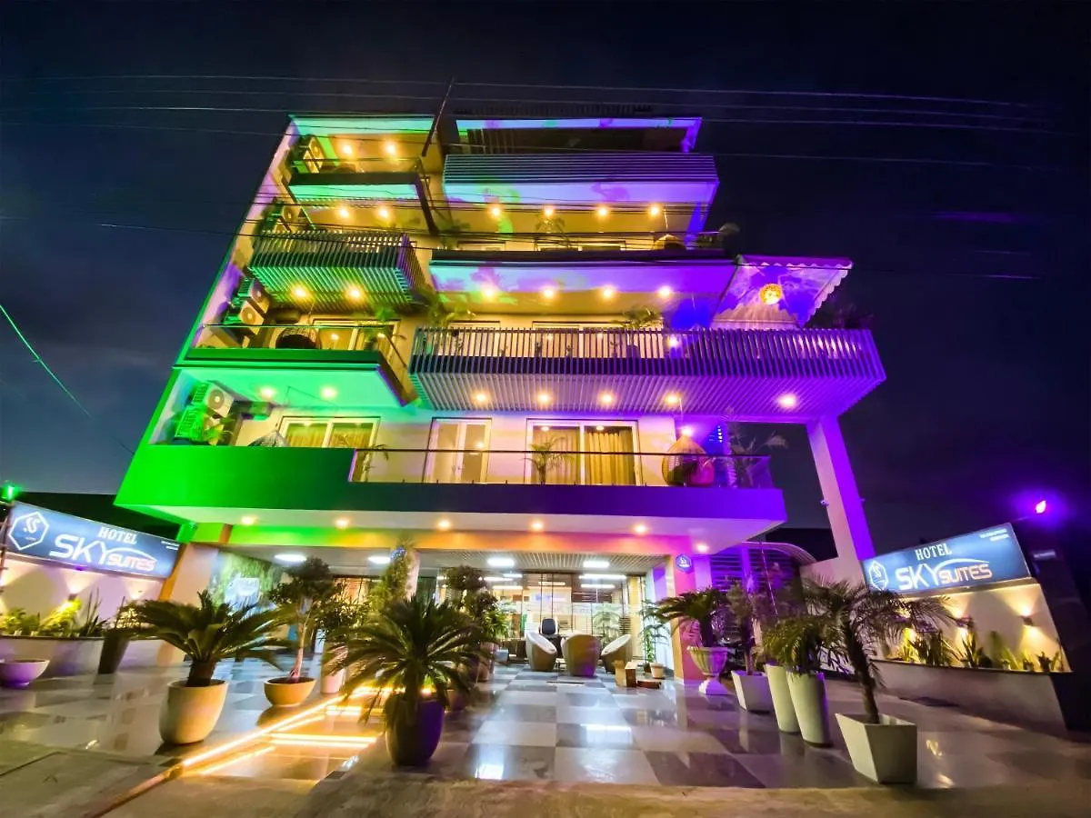 Ξενοδοχείο Sky Suites Γκουργκάον