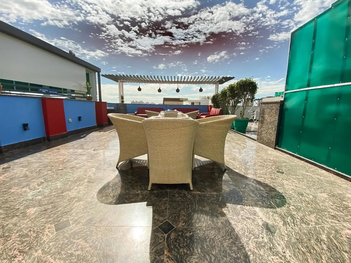 *** Ξενοδοχείο Sky Suites Γκουργκάον Ινδία